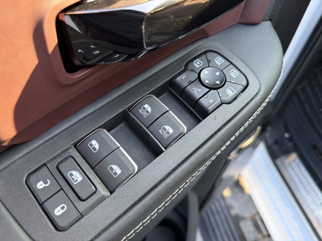 Used 2025 Ram 2500 - photo 13