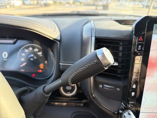 Used 2025 Ram 2500 - photo 36