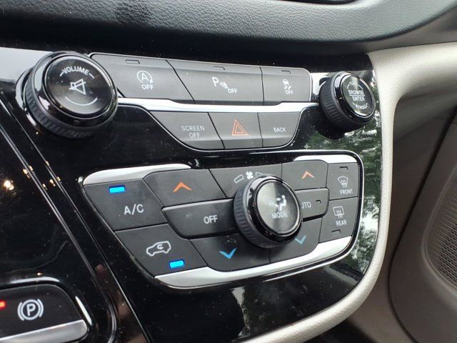 Used 2017 Chrysler Pacifica - photo 15