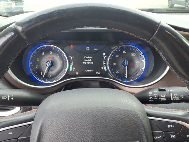 Used 2017 Chrysler Pacifica - photo 22