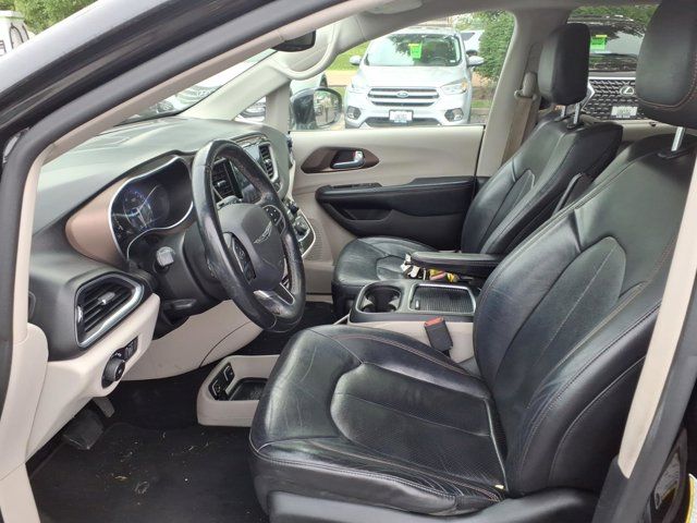 Used 2017 Chrysler Pacifica - photo 26