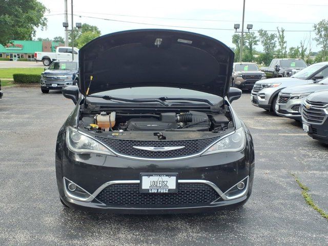 Used 2017 Chrysler Pacifica - photo 33