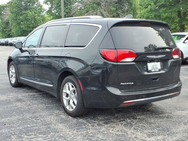 Used 2017 Chrysler Pacifica - photo 7
