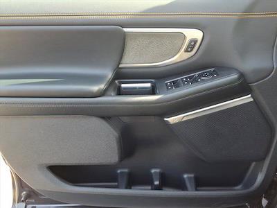 Used 2025 Ford Expedition - photo 1