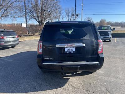 Used 2018 GMC Yukon - photo 1