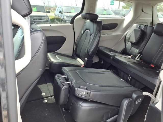 Used 2023 Chrysler Pacifica - photo 30