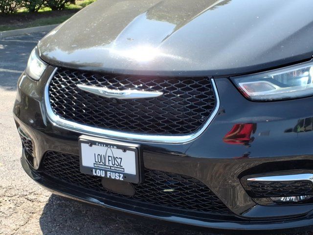 Used 2023 Chrysler Pacifica - photo 37