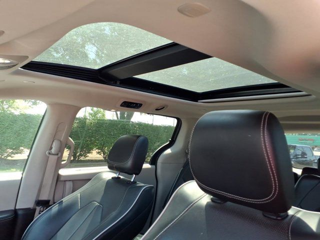 Used 2023 Chrysler Pacifica - photo 27
