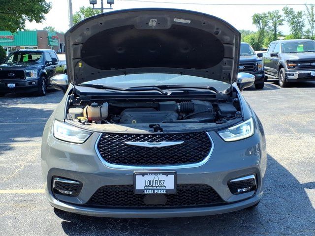 Used 2023 Chrysler Pacifica - photo 35