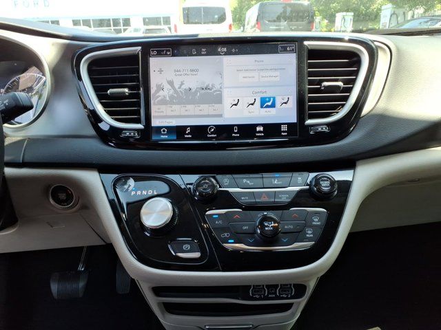 Used 2024 Chrysler Pacifica - photo 12