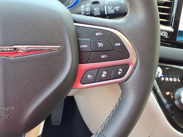 Used 2024 Chrysler Pacifica - photo 21