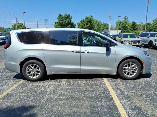 Used 2024 Chrysler Pacifica - photo 31