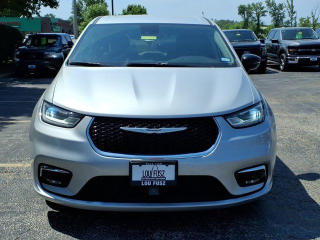 Used 2024 Chrysler Pacifica - photo 36