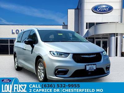 2024 Chrysler Pacifica FWD Minivan for sale #FZ05352P - photo 1