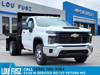New 2025 Chevrolet Silverado 3500 Work Truck Regular Cab 4WD Flatbed Truck for sale #CF2522250 - photo 1