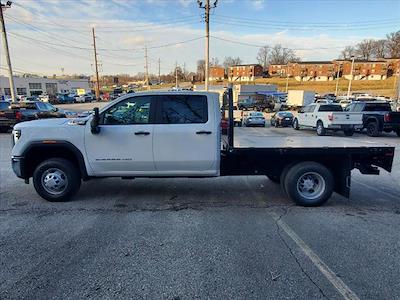 New 2025 GMC Sierra 3500 Pro Crew Cab 4WD Flatbed Truck for sale #BF330666 - photo 2