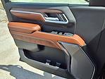 New 2025 GMC Sierra 2500 Denali Ultimate Crew Cab 4WD Pickup for sale #BF330779 - photo 21