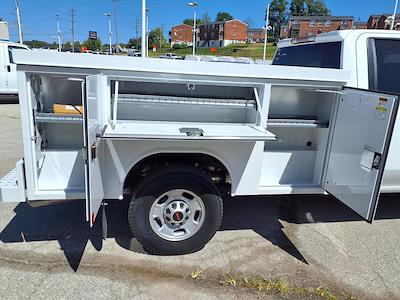 New 2025 GMC Sierra 2500 Pro Double Cab 4WD Cab Chassis for sale #BF330793 - photo 2