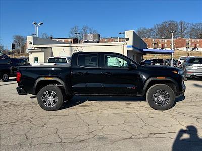 New 2025 GMC Canyon AT4 Crew Cab 4WD Pickup for sale #BG340213 - photo 1