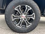 New 2025 GMC Canyon AT4 Crew Cab 4WD Pickup for sale #BG340233 - photo 24