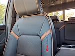 New 2026 GMC Canyon AT4 Crew Cab 4WD Pickup for sale #BG340265 - photo 18