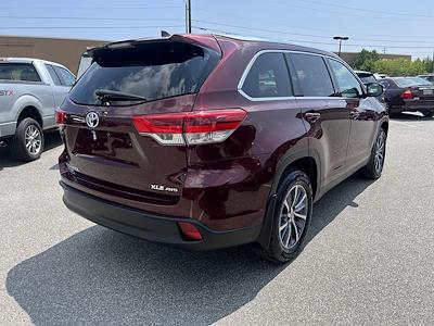 2019 Toyota Highlander 4x4 SUV for sale #252787A - photo 2