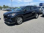 Used 2021 Toyota Highlander Platinum AWD SUV for sale #252894A - photo 4