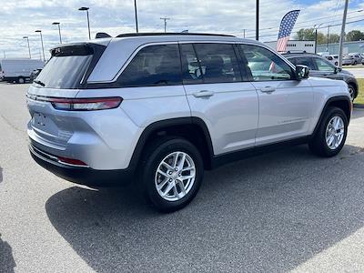 Used 2025 Jeep Grand Cherokee Laredo for sale #254673A - photo 2