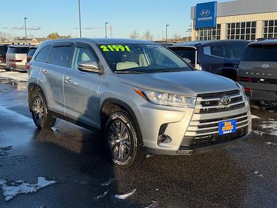 Used 2019 Toyota Highlander LE for sale #254814A - photo 1