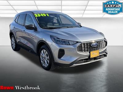 Used 2023 Ford Escape - photo 1