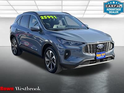 Used 2024 Ford Escape - photo 1