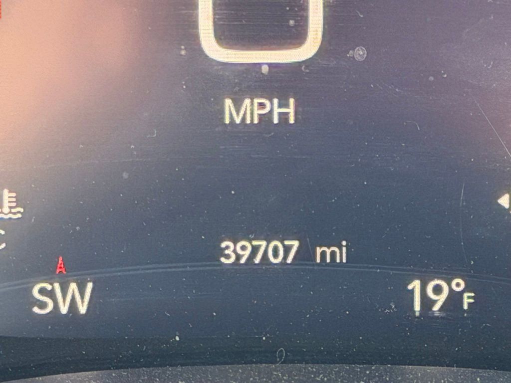 Used 2024 Chrysler Pacifica - photo 20