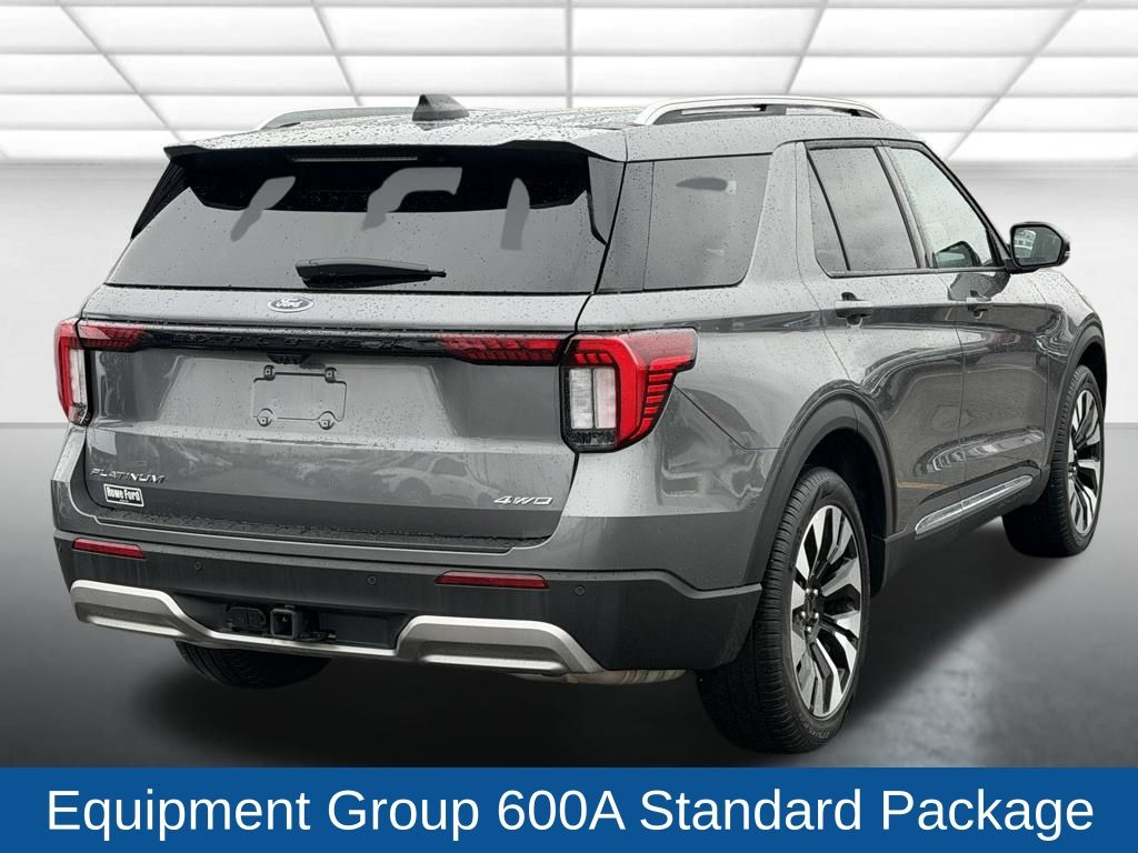 Used 2025 Ford Explorer - photo 13