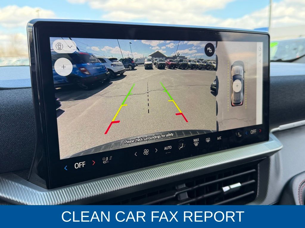 Used 2025 Ford Explorer - photo 10