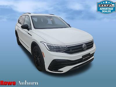 Used 2022 Volkswagen Tiguan - photo 1