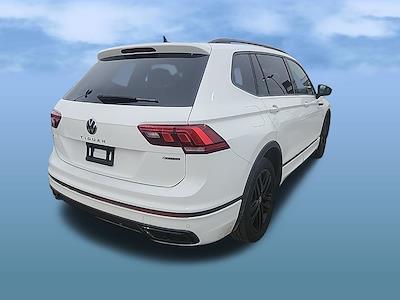 Used 2022 Volkswagen Tiguan - photo 1