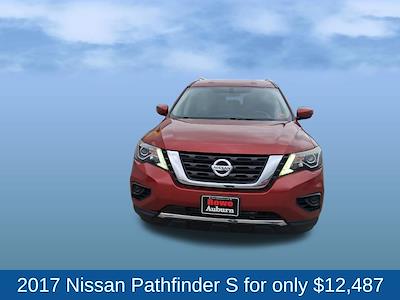 Used 2017 Nissan Pathfinder - photo 1