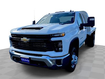 New 2025 Chevrolet Silverado 3500 Regular Cab Flatbed Truck for sale #CM5355 - photo 1