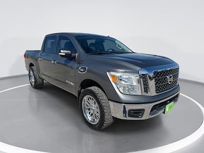 Used 2017 Nissan Titan - photo 1