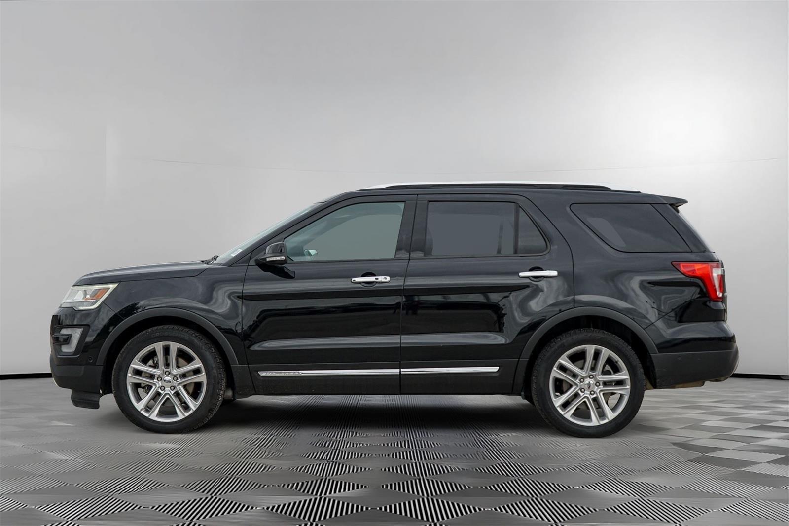 Used 2017 Ford Explorer - photo 9