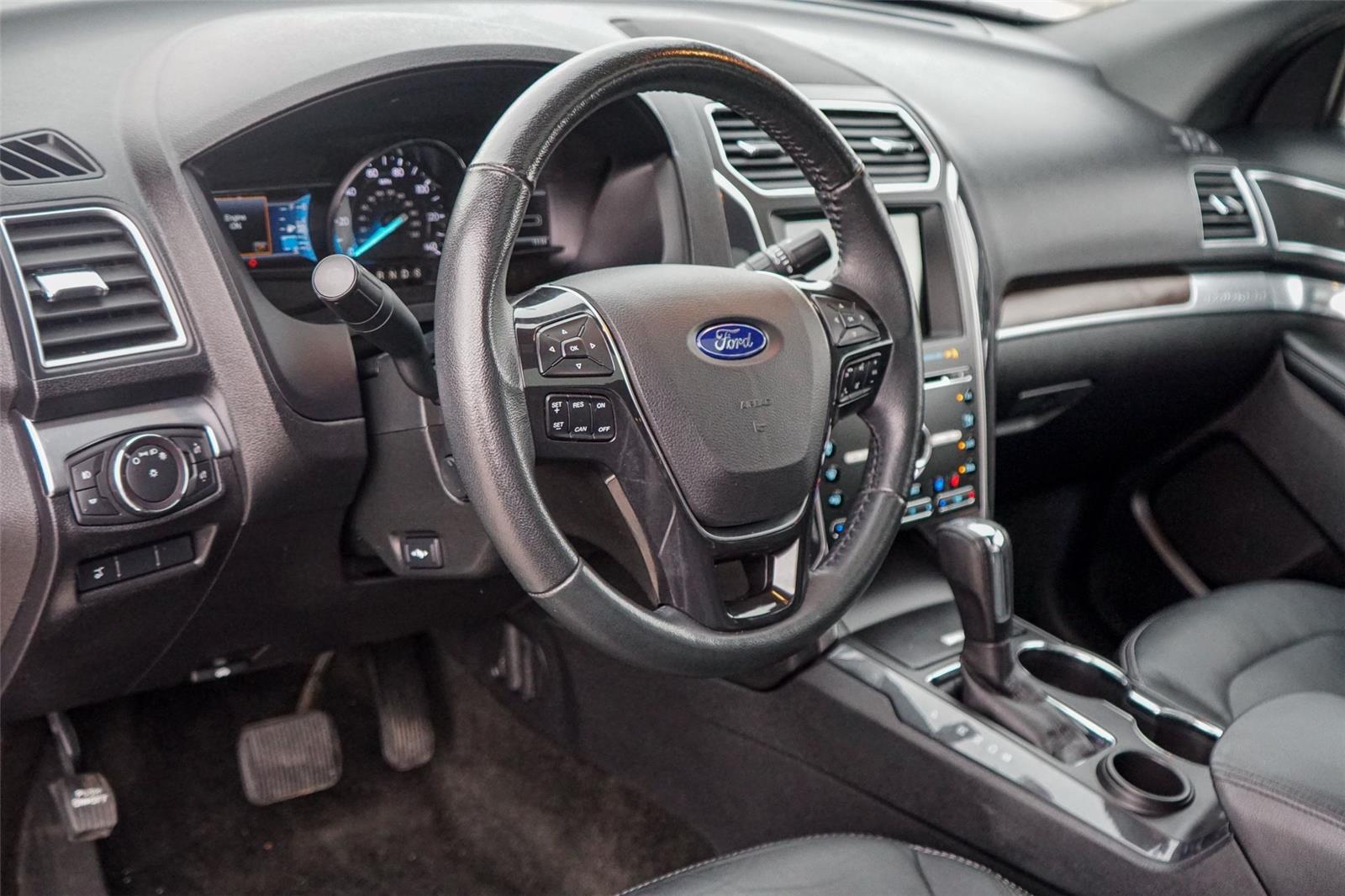 Used 2017 Ford Explorer - photo 11