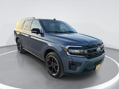 Used 2023 Ford Expedition - photo 1