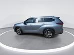 2020 Toyota Highlander FWD SUV for sale #C924095 - photo 9