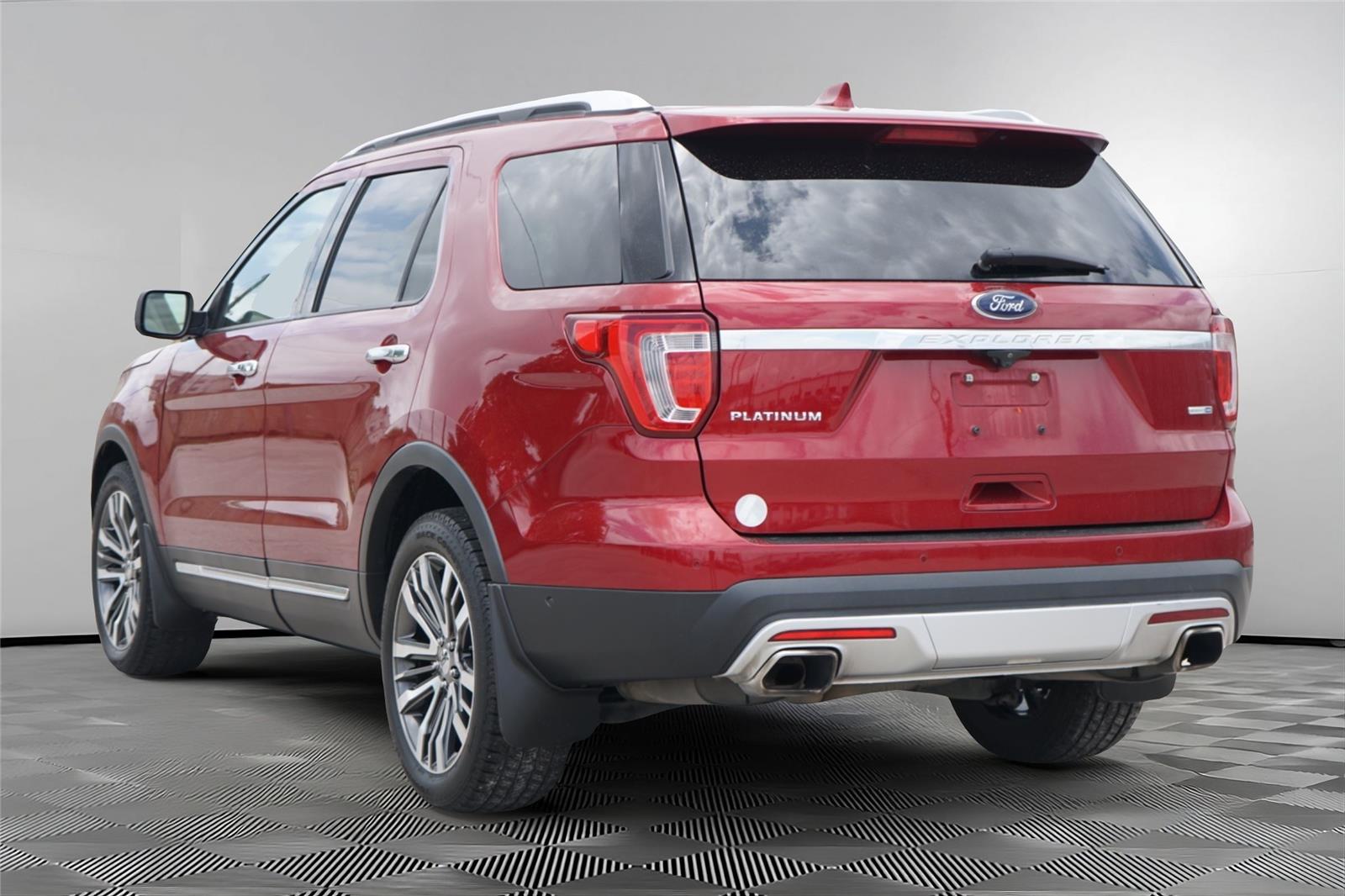 Used 2016 Ford Explorer - photo 8
