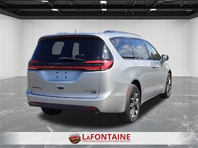 2021 Chrysler Pacifica AWD Minivan for sale #25U2023A - photo 2