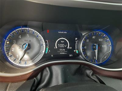 2020 Chrysler Pacifica FWD Minivan for sale #26U74A - photo 2