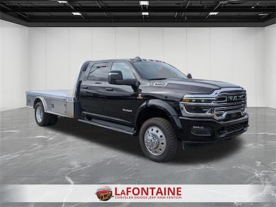 New 2026 Ram 5500 Tradesman Crew Cab 4WD 11' 4" CM Truck Beds Aluminum Flatbed Truck with Gooseneck Hitch for sale #26UC173 - photo 1