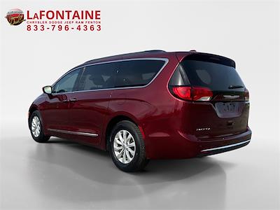 Used 2017 Chrysler Pacifica Touring L Minivan for sale #5U0074A - photo 2