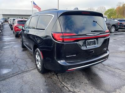 2022 Chrysler Pacifica AWD Minivan for sale #5U0323N - photo 2