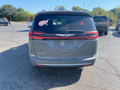 2022 Chrysler Pacifica FWD Minivan for sale #5U0701S - photo 2